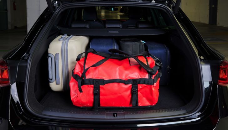 [VIDEO] Prova Seat Leon Sportstourer 2021: Il Plug-In Hybrid veloce ed ecologico con 204 CV - Foto 21 di 38