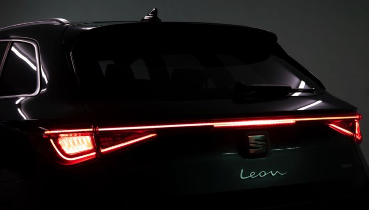 [VIDEO] Prova Seat Leon Sportstourer 2021: Il Plug-In Hybrid veloce ed ecologico con 204 CV - Foto 37 di 38