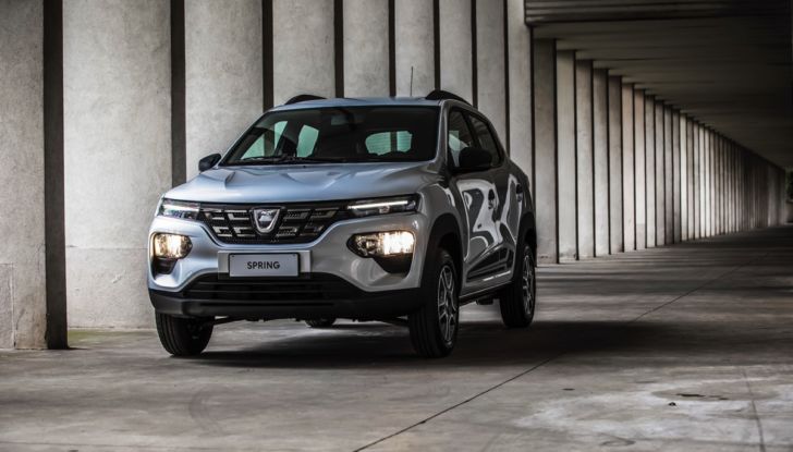 Autobest premia Dacia Spring con il titolo “Best Buy Car of Europe 2022” - Foto 10 di 29