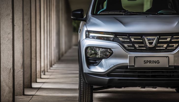 Autobest premia Dacia Spring con il titolo “Best Buy Car of Europe 2022” - Foto 5 di 29