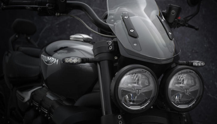 Triumph: in arrivo le nuove Rocket 3R Black e Rocket 3GT Triple black - Foto 10 di 13