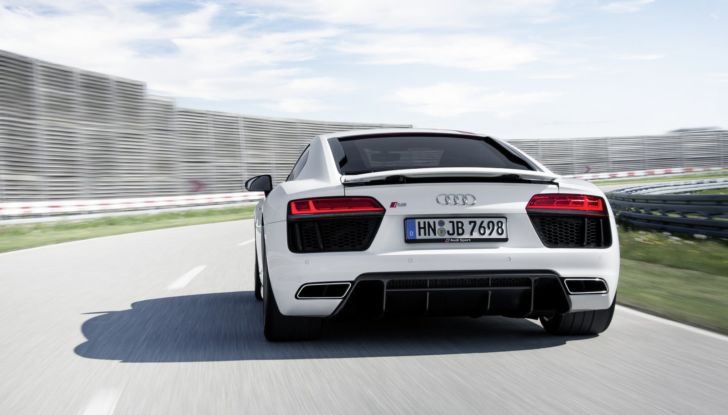 Audi R8 V10