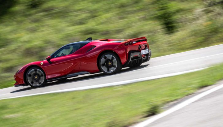 Ferrari SF90 Stradale Leclerc Sainz Imola