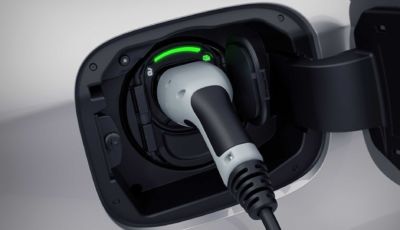 Ricarica bidirezionale: cos’è, come funziona e quali sono i vantaggi