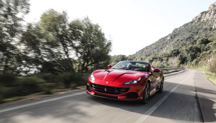[VIDEO] Prova su strada Ferrari Portofino M, tutto il piacere di un V8 da 620 CV - Foto 17 di 42