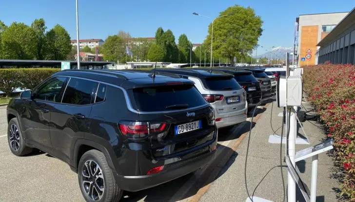 Jeep Compass 2022: il restyling debutterà al Salone di Chicago - Foto 13 di 35