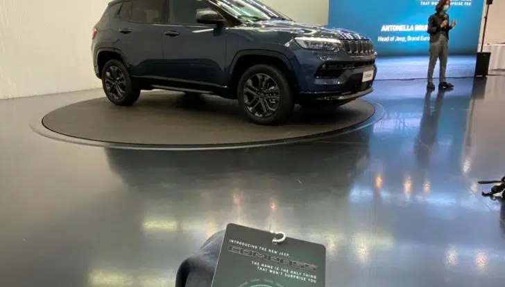 Jeep Compass 2022: il restyling debutterà al Salone di Chicago - Foto 26 di 35