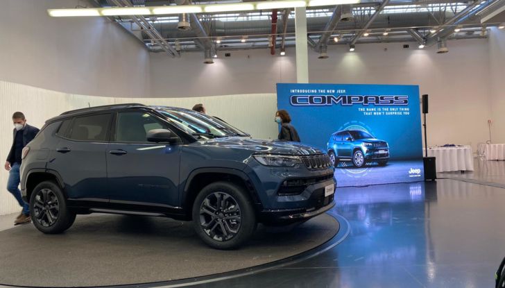 Jeep lancia il Green Friday con un bonus fino a 7.000 Euro per la gamma 4xe - Foto 4 di 35