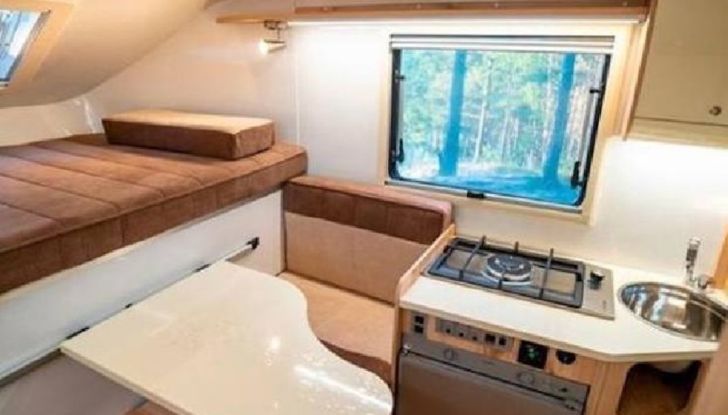 Lada Granta, il camper low cost made in Russia - Foto 3 di 8