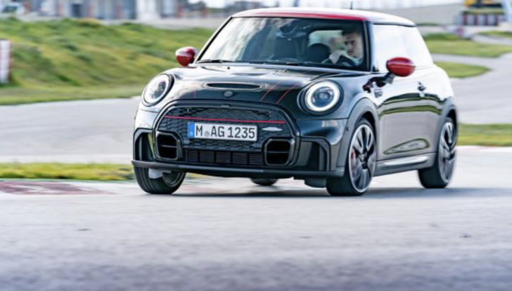 Mini John Cooper Works: tutte le novità della versione 2021 - Foto 6 di 21