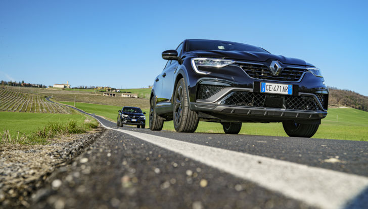Renault Arkana: prova su strada del SUV Coupé - Foto 13 di 37