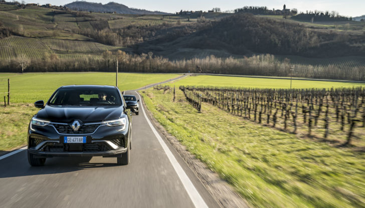 Renault Arkana: prova su strada del SUV Coupé - Foto 14 di 37