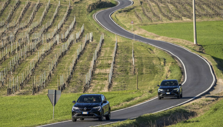 Renault Arkana: prova su strada del SUV Coupé - Foto 5 di 37