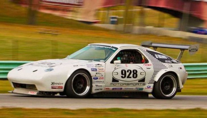 La Porsche più veloce al mondo finisce all’asta - Foto 2 di 7