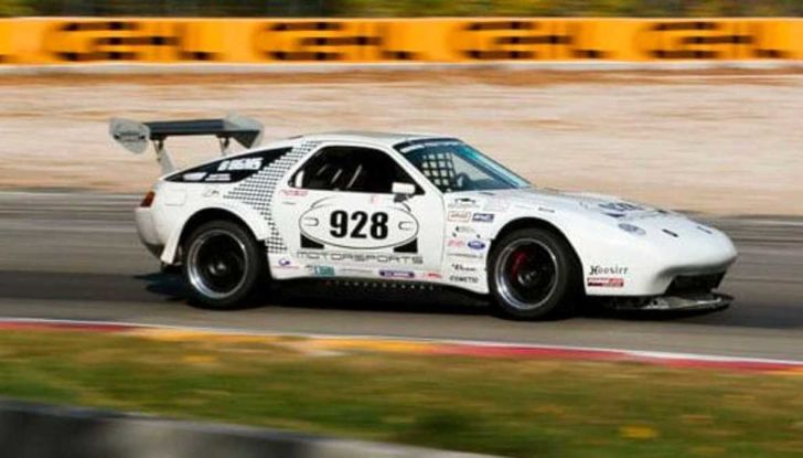 La Porsche più veloce al mondo finisce all’asta - Foto 7 di 7