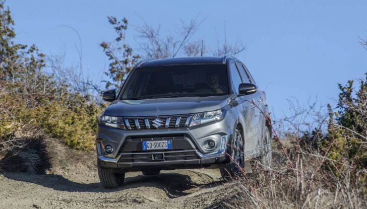 Suzuki, arriva il cambio automatico su tutta la gamma: la nostra prova di nuova Vitara con 6AT - Foto 17 di 31