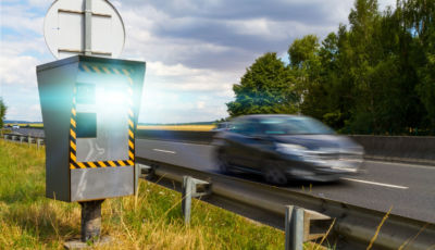 Eccesso di velocità: le multe in Italia non sono le più salate (per fortuna)