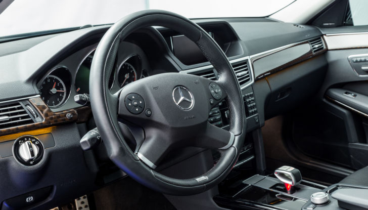 Brabus Mercedes 800 E V12