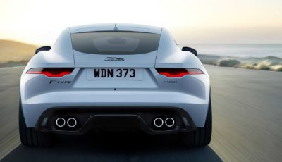 Jaguar F-Type 2021: l’allestimento R-Dynamic Black parte da 78.410 Euro