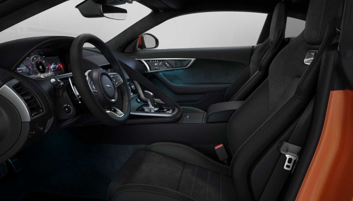 Jaguar F-Type R Dynamic Black 2021