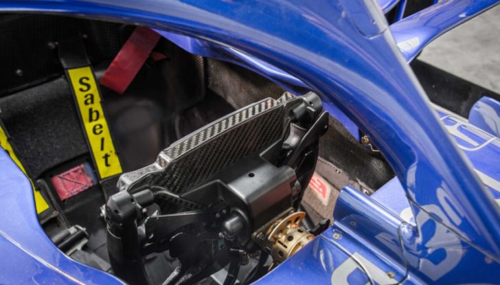 Scuderia Toro Rosso STR14 Albon Gasly