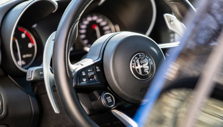 Alfa Romeo Giulia: prova su strada del nuovo MY2020 - Foto 14 di 45