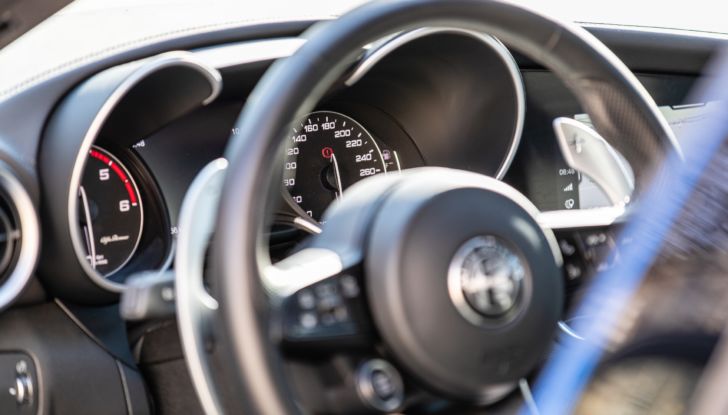 Alfa Romeo Giulia: prova su strada del nuovo MY2020 - Foto 15 di 45