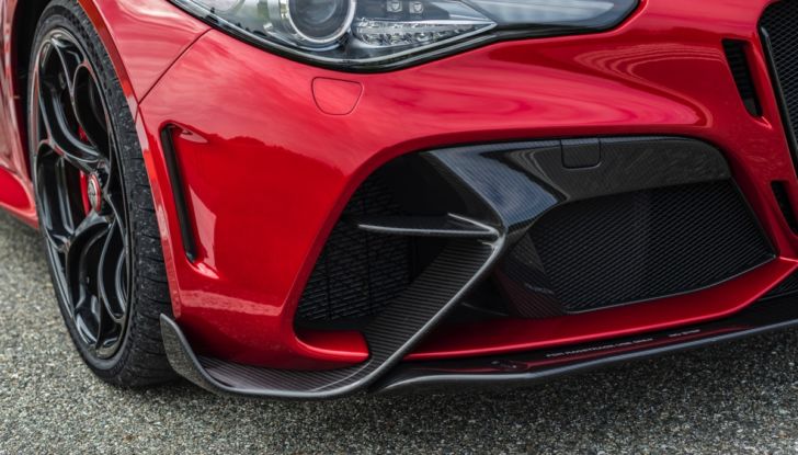 [VIDEO] Prova in pista: Alfa Romeo Giulia GTA e GTAm, la berlina del Biscione oltre ogni limite - Foto 42 di 50