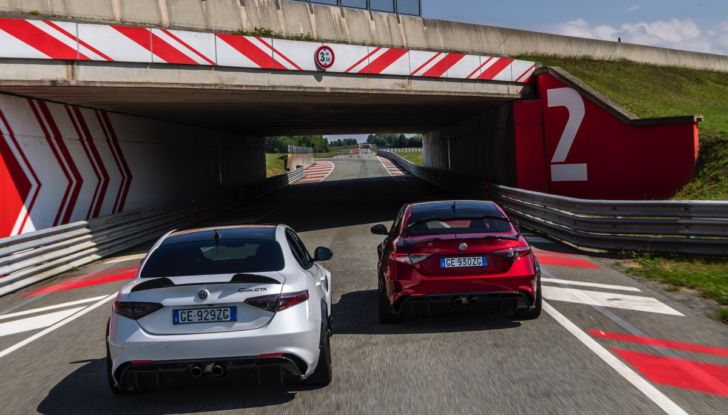 [VIDEO] Prova in pista: Alfa Romeo Giulia GTA e GTAm, la berlina del Biscione oltre ogni limite - Foto 9 di 50
