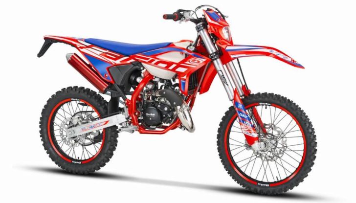Beta: la RR 50 2021 si fa in due, enduro e motard - Foto 2 di 8