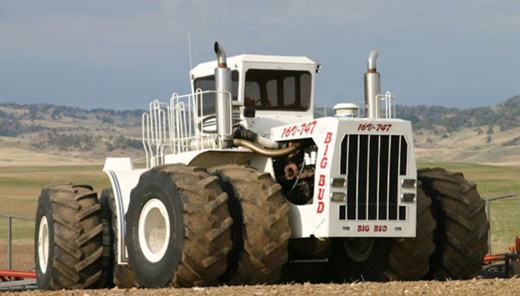 Big Bud 747, il trattore più grande del mondo - Foto 3 di 8