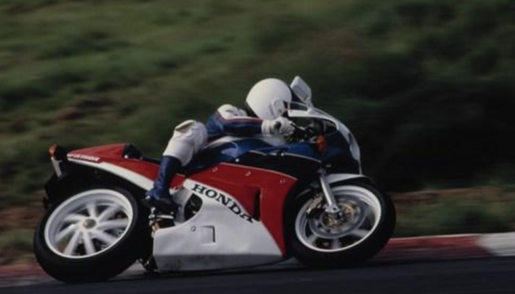 Honda: il programma RC30 Forever arriva in Europa - Foto 4 di 8