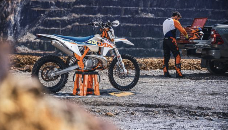 KTM presenta la nuova gamma enduro EXC 2022 - Foto 14 di 15