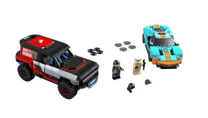 LEGO Speed Champions 2021: un super garage in miniatura! - Foto 1 di 6