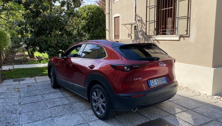 Mazda CX-30 prova su strada della Mild Hybrid da 186 CV - Foto 8 di 11