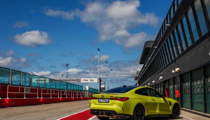 [VIDEO] BMW Driving Experience, test drive in pista a Misano con M3 ed M4 - Foto 47 di 47