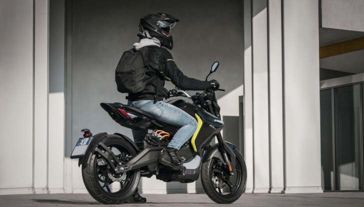 Voge ER10: piccola, sportiva ed elettrica - Foto 3 di 21