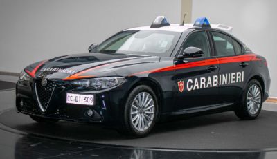 L’Arma dei Carabinieri dà il benvenuto all’Alfa Romeo Giulia da 200 CV