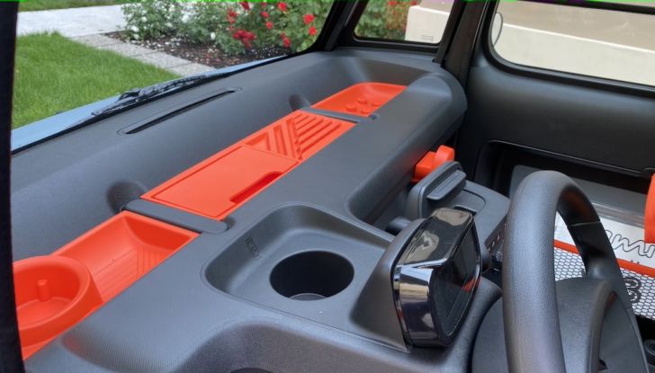 Citroen fa coppia con WindTre per il debutto italiano della Ami - Foto 7 di 12