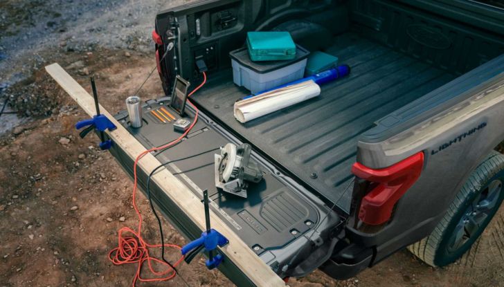 Ford F-150 Lightning 2021