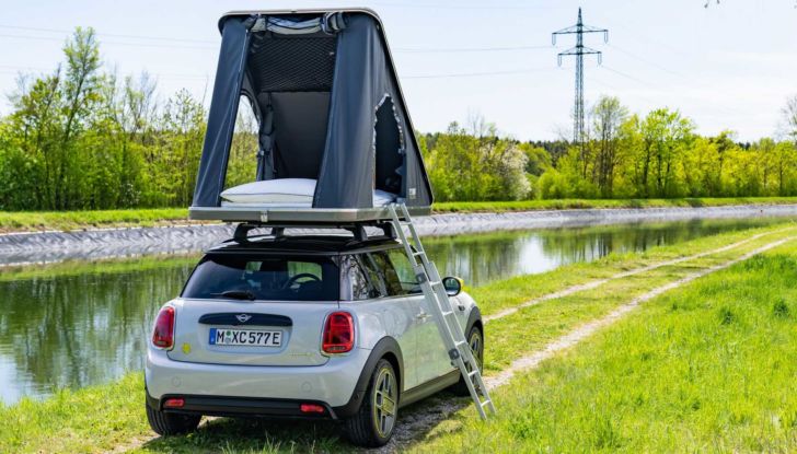 Mini Cooper SE Countryman tenda campeggio