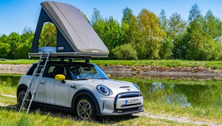 Mini Cooper SE Countryman tenda campeggio