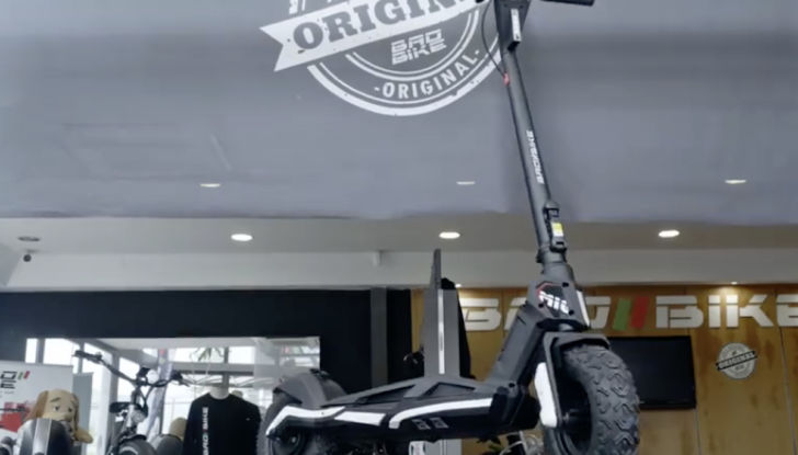 Mig: il monopattino dalle ruote tassellate - Foto 2 di 5