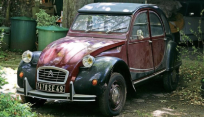 All’asta una Citroen 2CV Charleston praticamente nuova