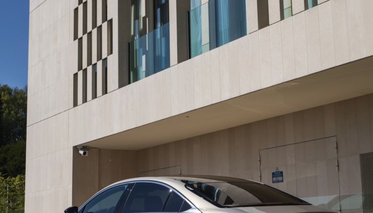 [VIDEO] Prova su strada DS 9 E-Tense, il Plug-In di classe da 225 a 360 cavalli di potenza - Foto 17 di 31