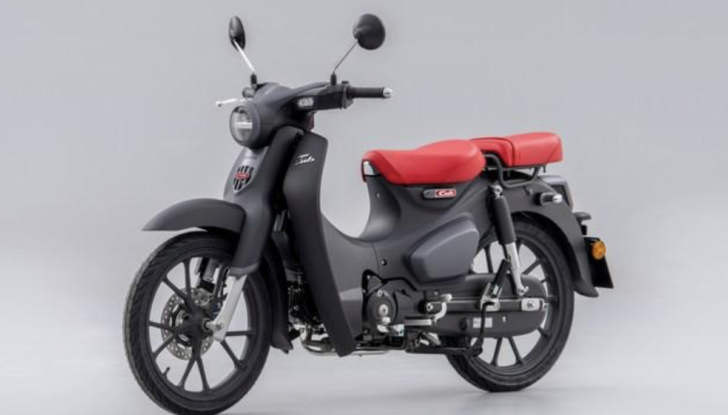 Honda Super Cub C125: le novità della versione 2022 - Foto 3 di 12