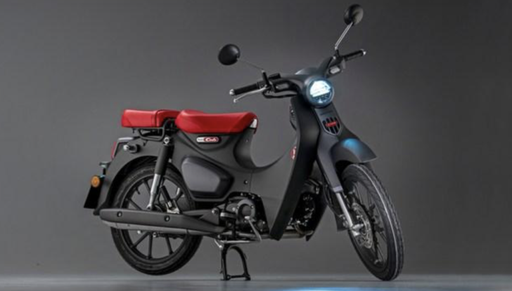 Honda Super Cub C125: le novità della versione 2022 - Foto 9 di 12