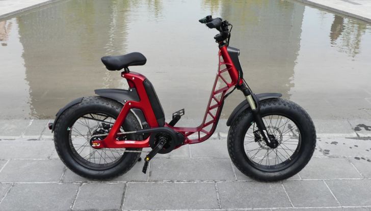 Fantic Issimo, la bici che si crede un ciclomotore - Foto 4 di 24