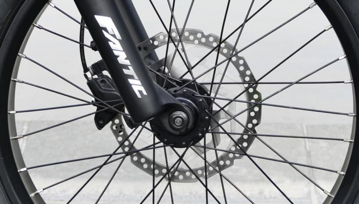 Fantic Issimo, la bici che si crede un ciclomotore - Foto 19 di 24