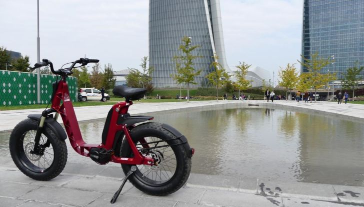 Fantic Issimo, la bici che si crede un ciclomotore - Foto 12 di 24